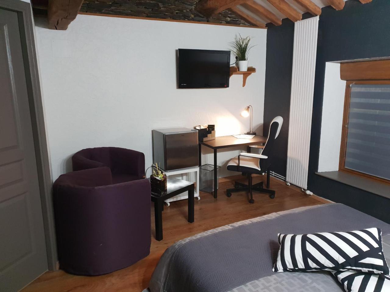 Hotel Le Point De Chute Tournavaux Zimmer foto