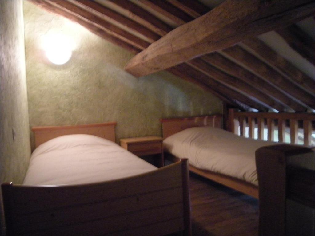 Hotel Le Point De Chute Tournavaux Zimmer foto